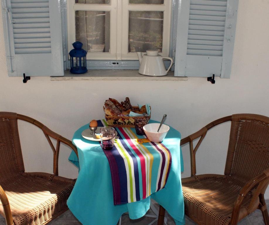 Evizorzia Villas Perissa  Room photo